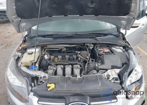 2012 Ford Focus Titanium из США, поврежденный, VIN 1FAHP3J21CL278530